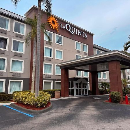 La Quinta By Wyndham Naples East Hotel Golden Gate Exterior foto